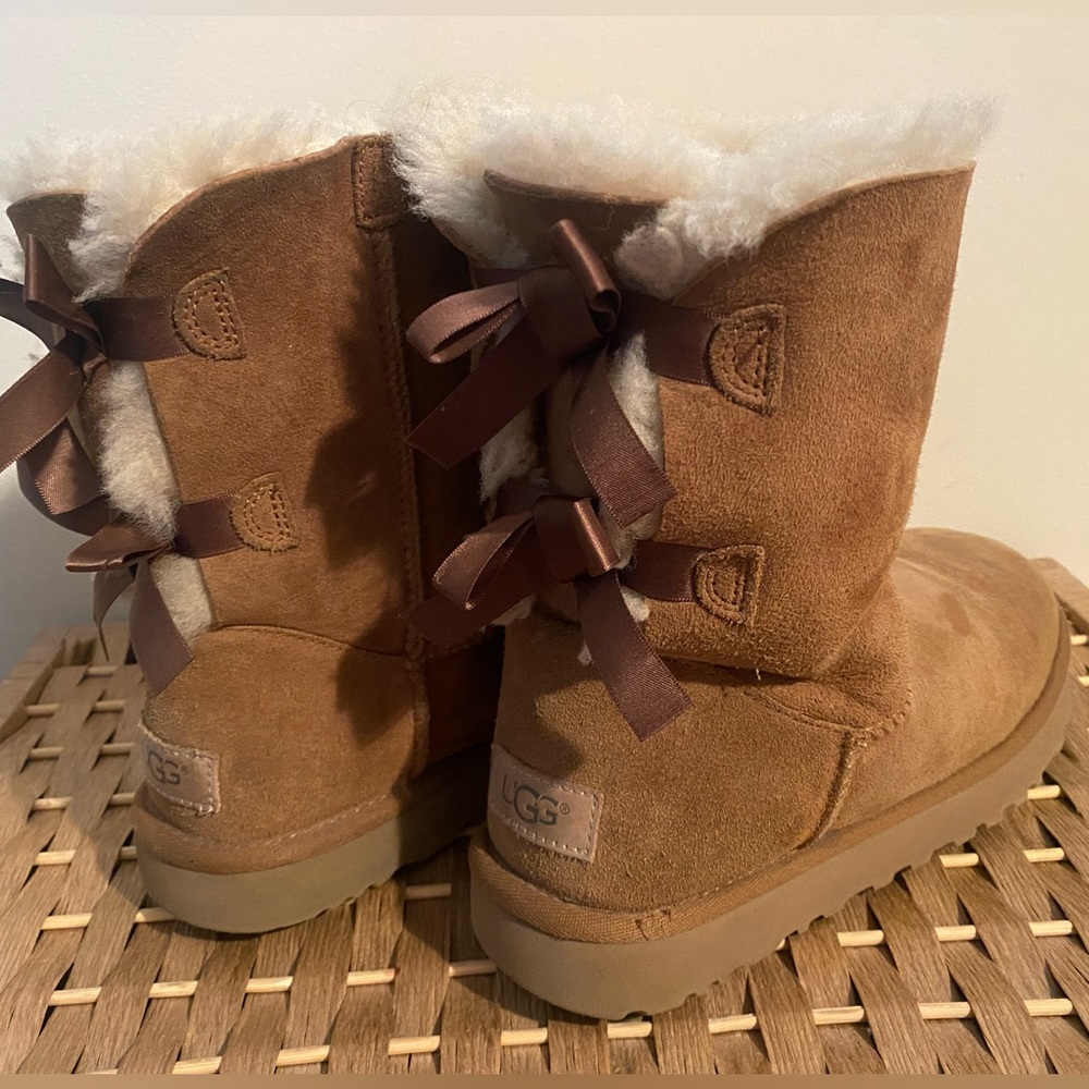 UGG Bailey Bow II